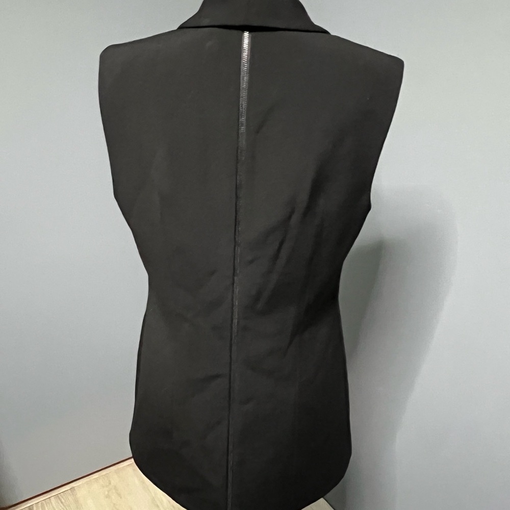 BCBGMaxAzria Black Sleeveless Blazer - Picture 3 of 5